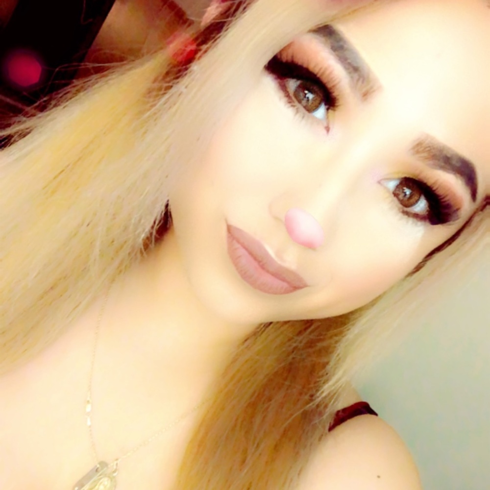 Meet your Posher, Jade